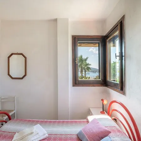 Apartment In 23146 Golfo Aranci
